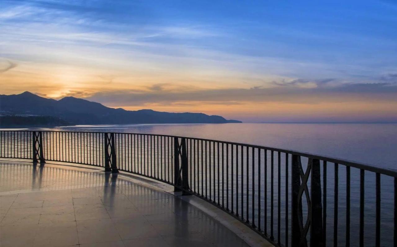 Estudio Platero Nerja Luaran gambar